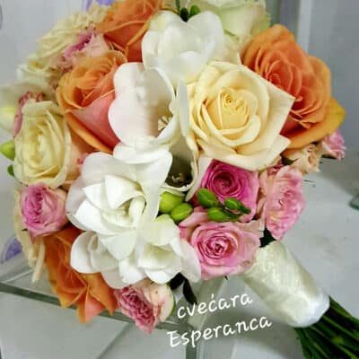 Bidermajer – Frezija, ruža, mini ruža, dekoracija