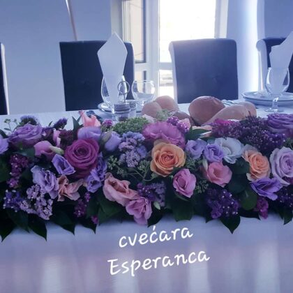 Ikebana za mladenački sto