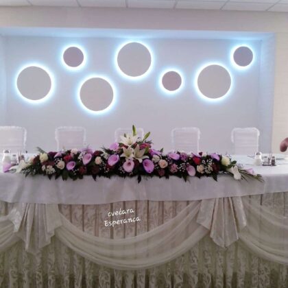 Ikebana za mladenački sto